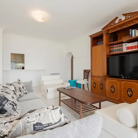 Home, With Direct Access To The Beach, Sea Views And South Facing, In Puerto Banus Apartment Marbella