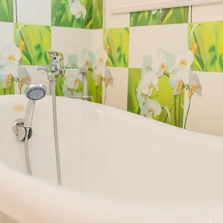 Home, With Direct Access To The Beach, Sea Views And South Facing, In Puerto Banus Marbella