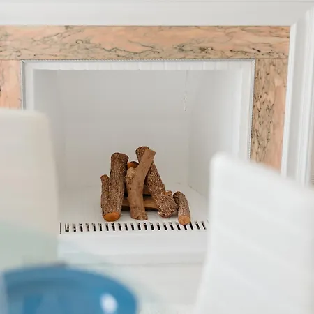 Home, With Direct Access To The Beach, Sea Views And South Facing, In Puerto Banus