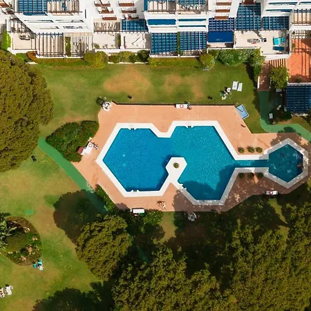 Apartmán Home, With Direct Access To The Beach, Sea Views And South Facing, In Puerto Banus Marbella