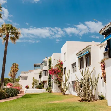 Home, With Direct Access To The Beach, Sea Views And South Facing, In Puerto Banus * Marbella