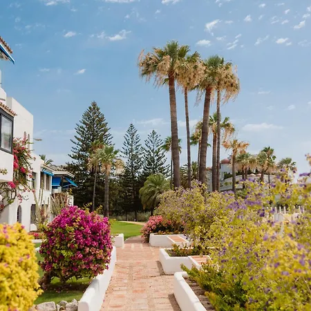 Home, With Direct Access To The Beach, Sea Views And South Facing, In Puerto Banus * Marbella