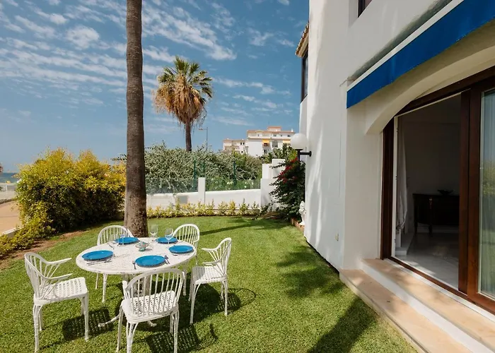 Daire Home, With Direct Access To The Beach, Sea Views And South Facing, In Puerto Banus