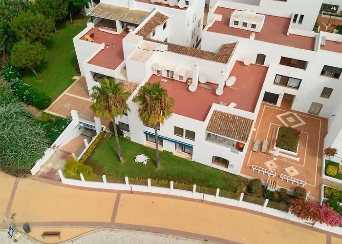 Home, With Direct Access To The Beach, Sea Views And South Facing, In Puerto Banus Апартаменты *