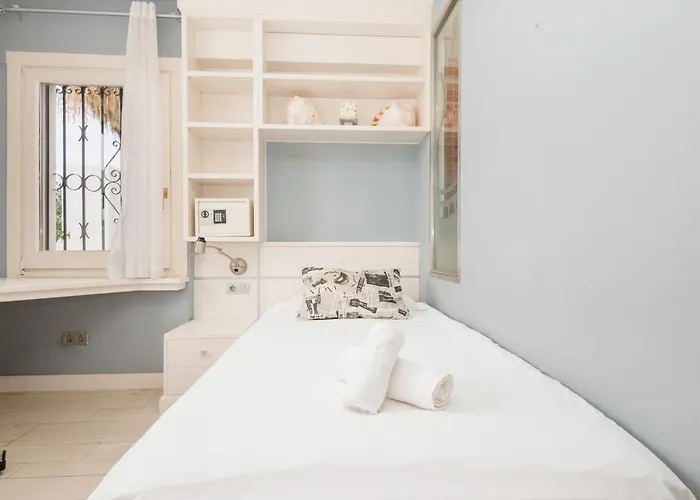 Home, With Direct Access To The Beach, Sea Views And South Facing, In Puerto Banus * マルベーリャ