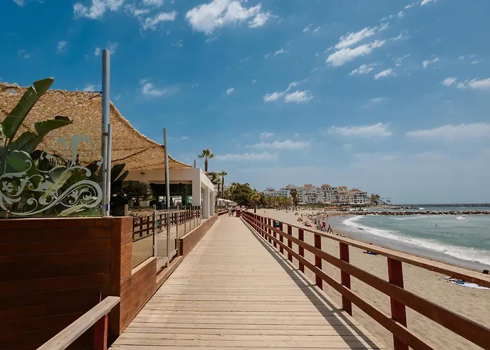 アパート Home, With Direct Access To The Beach, Sea Views And South Facing, In Puerto Banus
